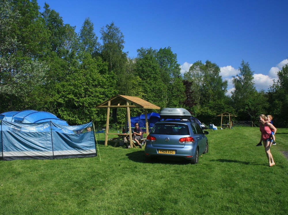 Tyn Cornel Camping