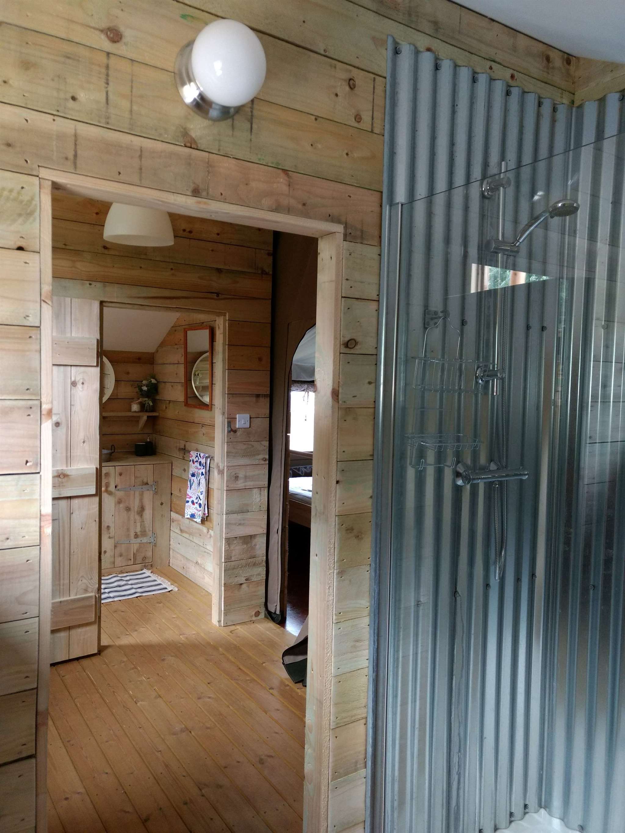 Middle Stone Farm Glamping Facilties