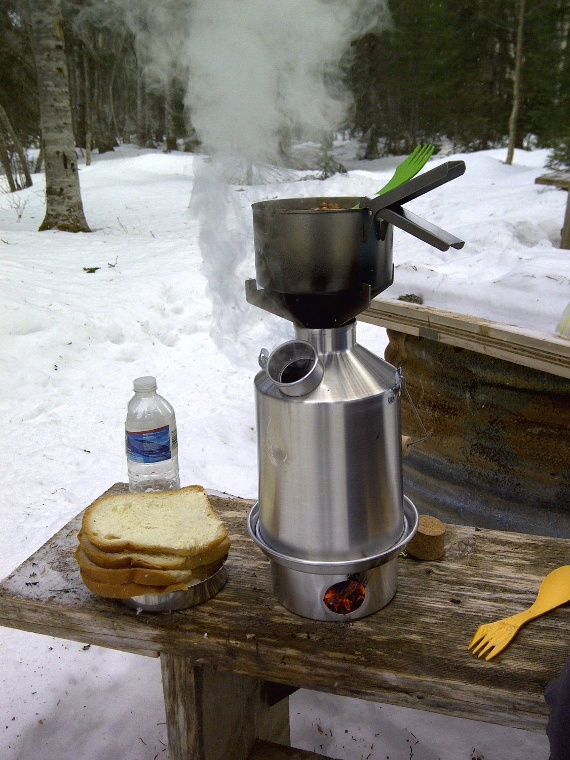 Kelly Kettle Pot Support in use
