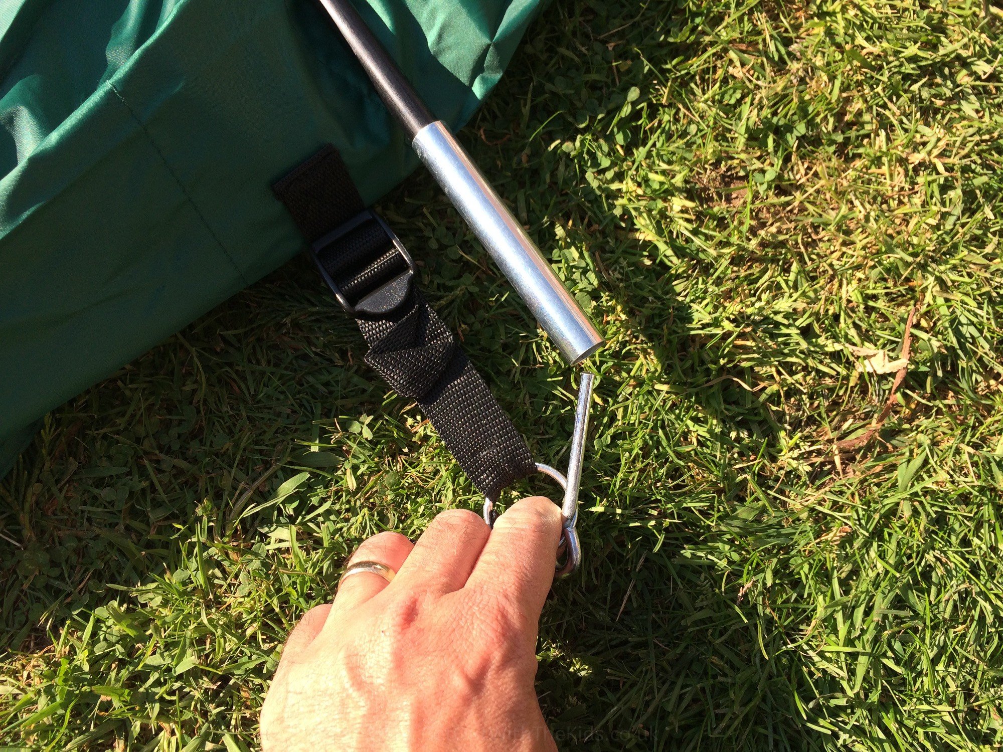 Securing the tent poles