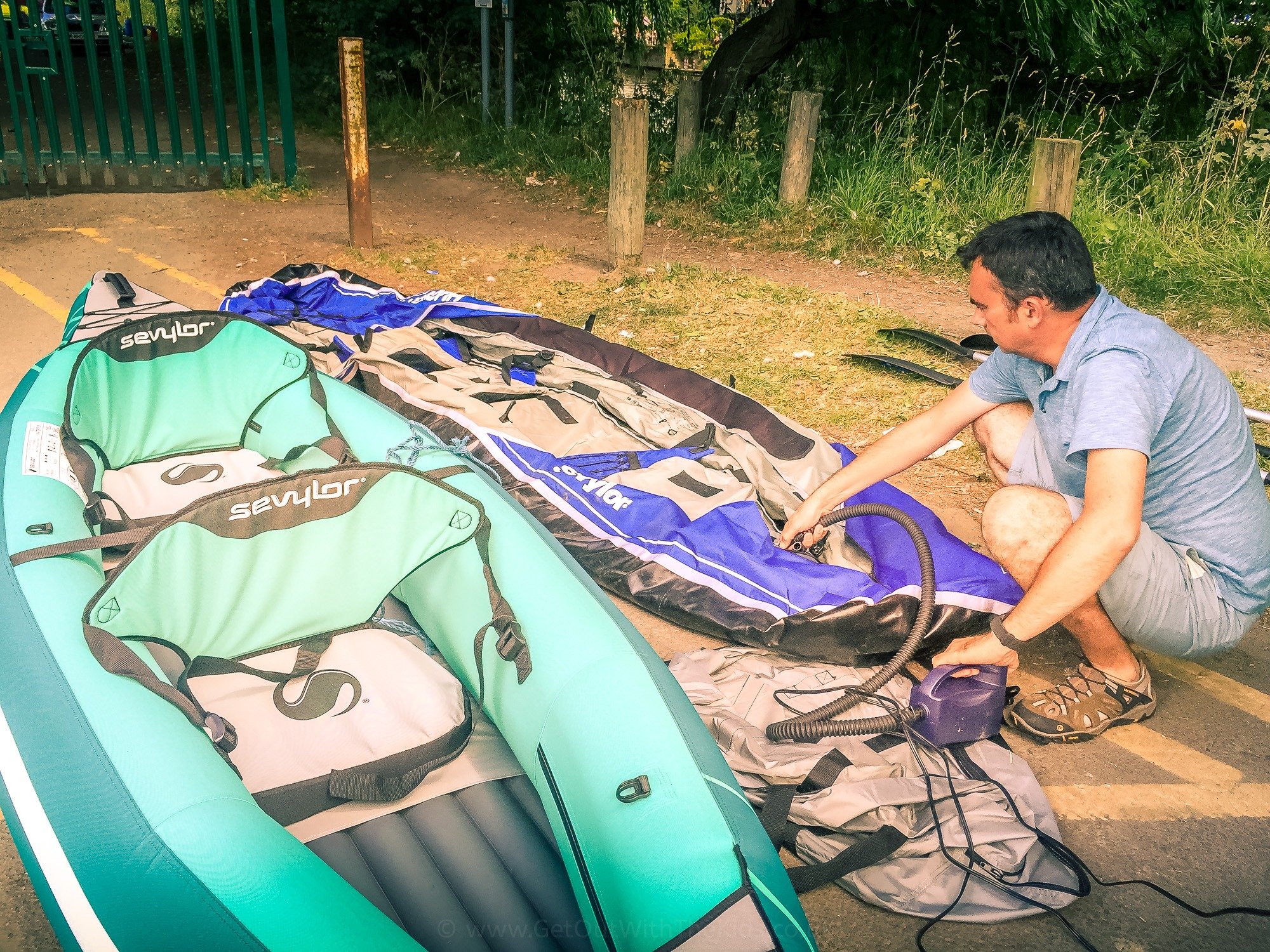 Inflating canoes with the pump