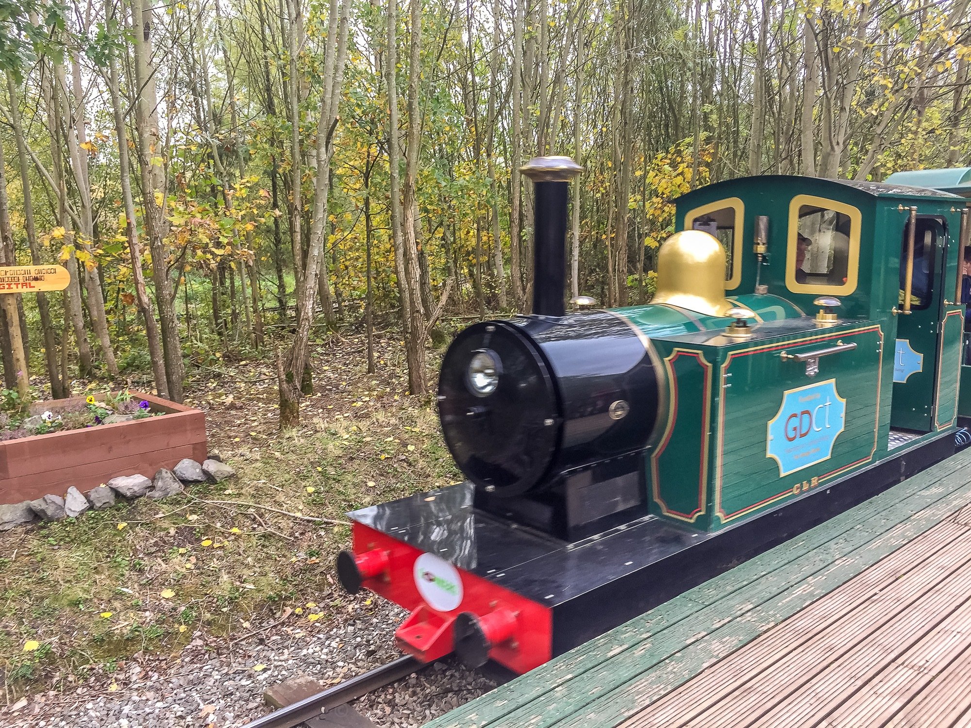 The train takes you from the main Conkers Discovery Centre to Conkers Waterside
