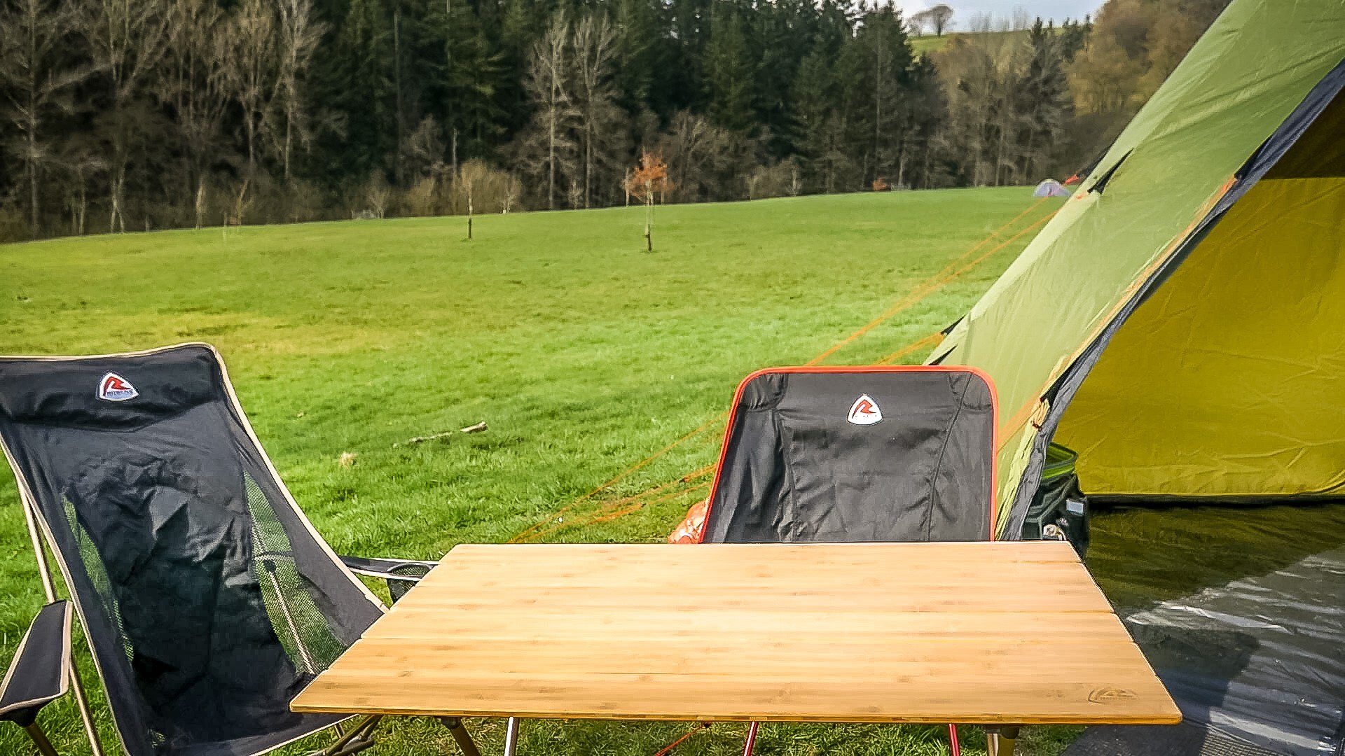 A camping table for four people