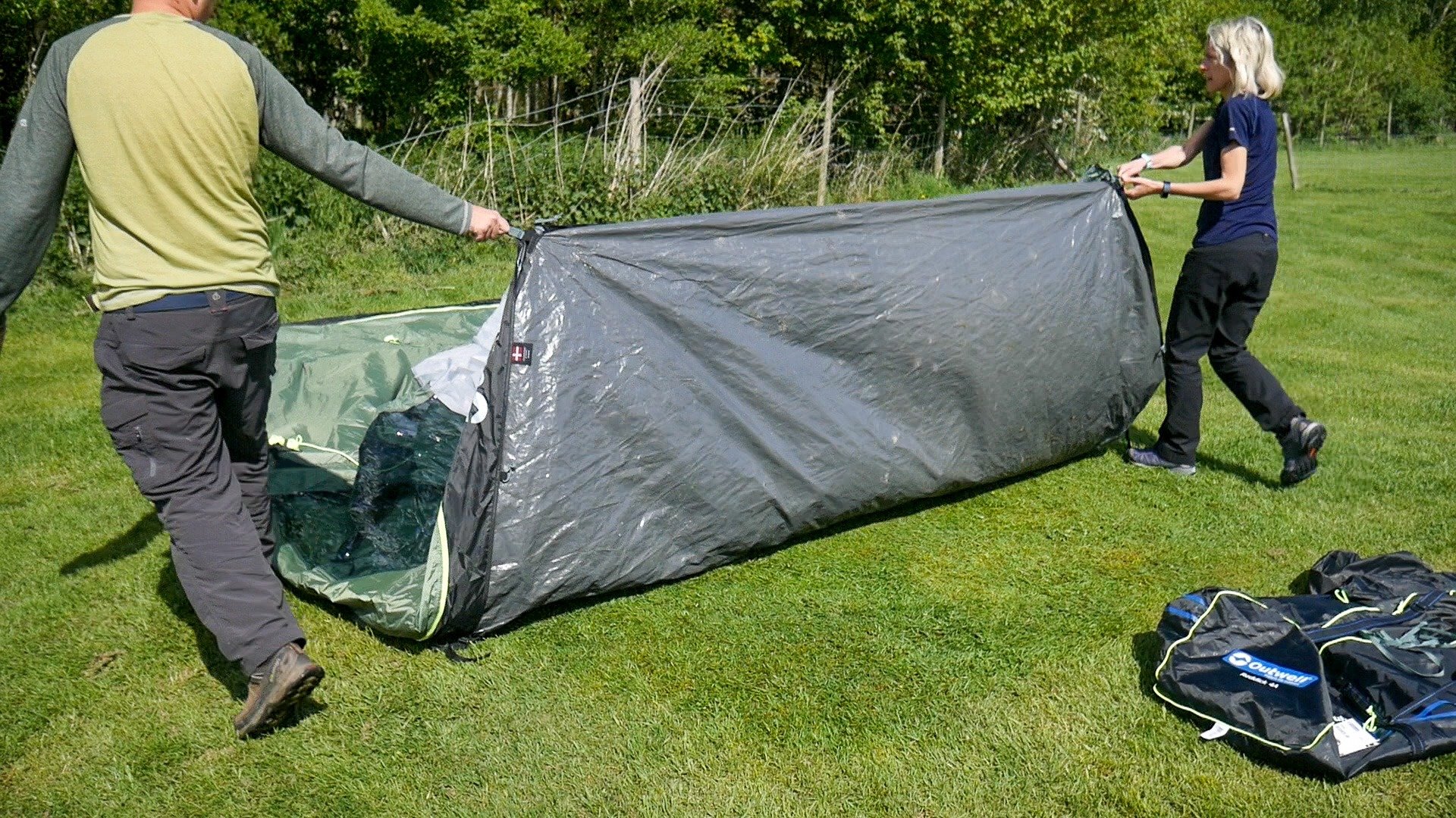 Folding the tent