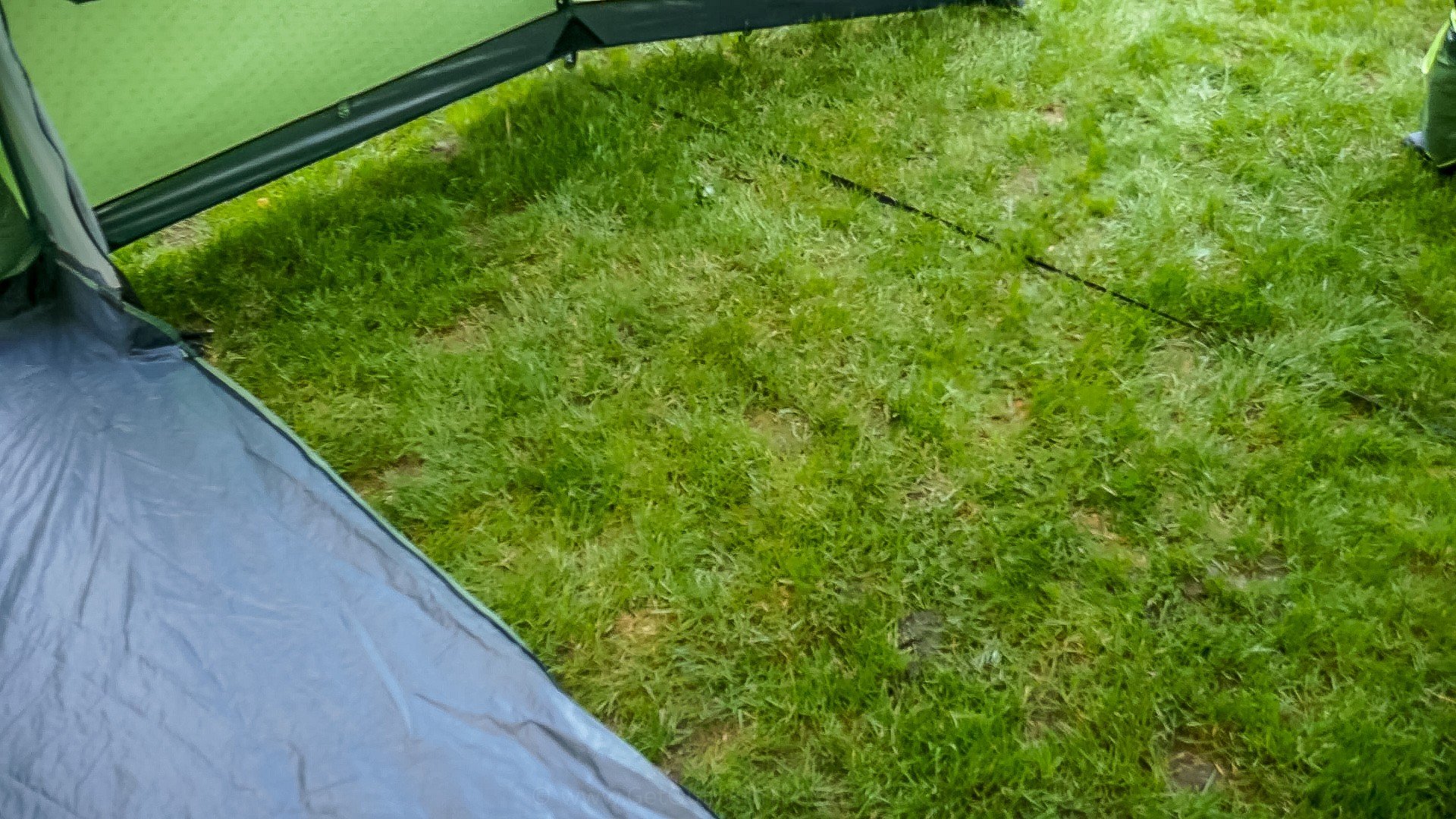 Removeable front groundsheet