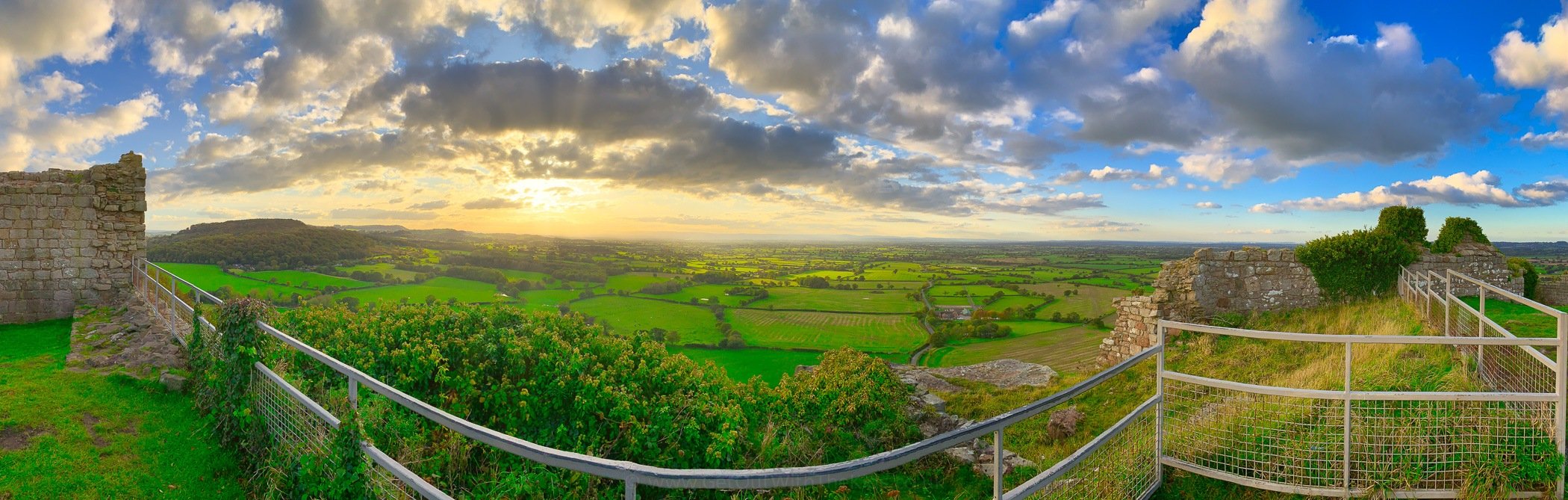 Panorama from the top of Beeston Castle