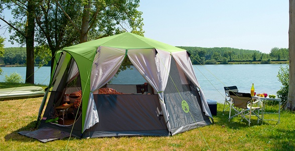 Tent in Green
