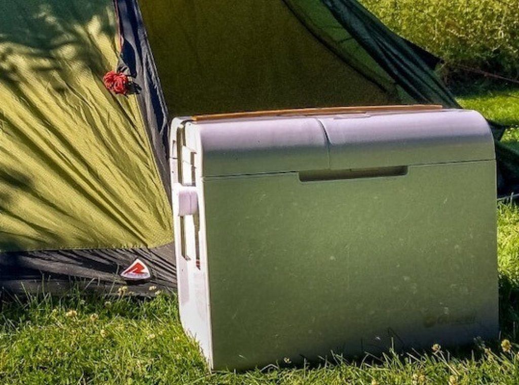 A powered coolbox in the sun.