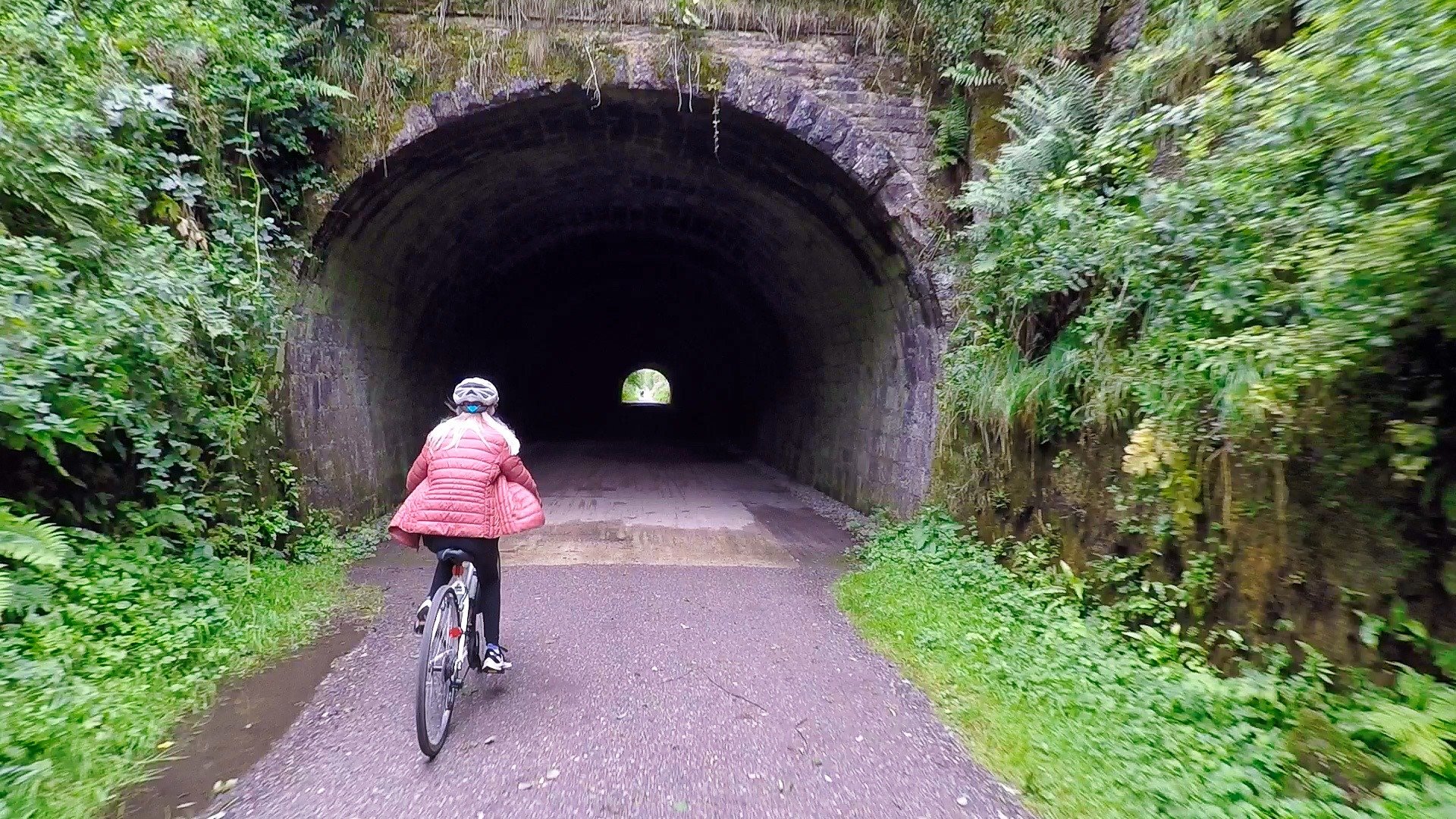  The tunnel at the start of the High Peak trail
